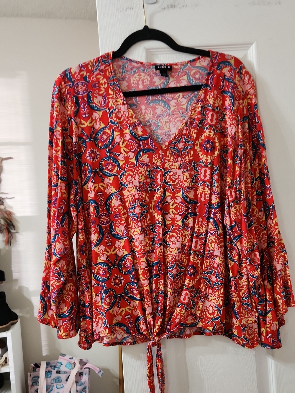 torrid Red Multi-Color Floral Tie-Front V-Neck Tunic